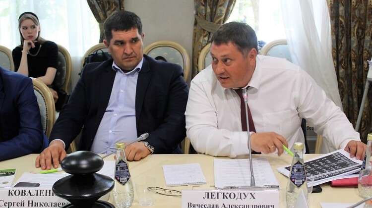 Сергей Коваленко принял участие в федеральном круглом столе по проблемам фермеров