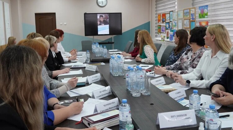 Павел Снаксарев стал почетным гостем круглого стола о творческом развитии детей с особенностями здоровья