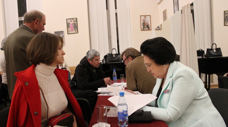 Тамара Пятак ведёт приём граждан в Новороссийске