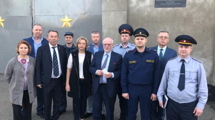 Михаил Федотов и Андрей Зайцев посетили арестованного адвоката Михаила Беньяша в СИЗО