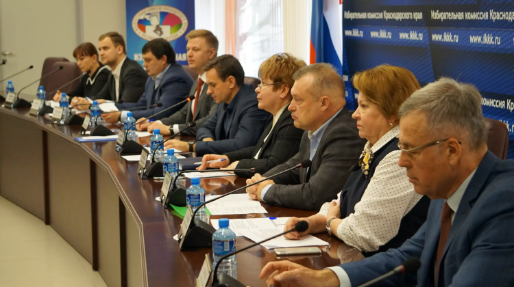 Председатель Совета Андрей Зайцев выступил на открытии молодёжной школы крайизбиркома