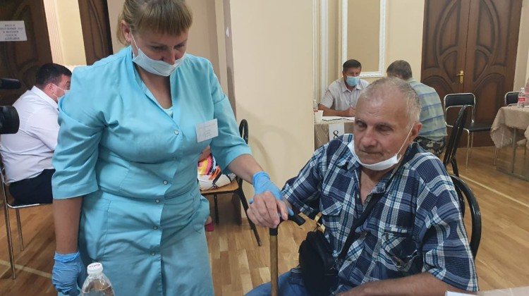 В Тимашевском районе 24 июля побывала мобильная приемная губернатора
