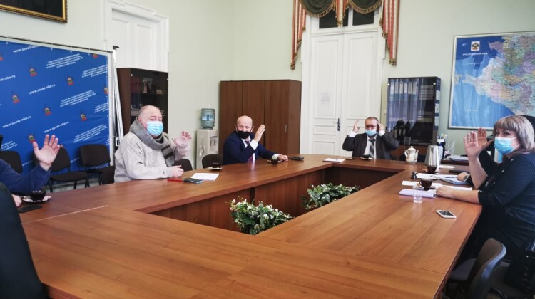 Социально важные вопросы обсудили в ходе рабочей встречи председателей комиссий Совета