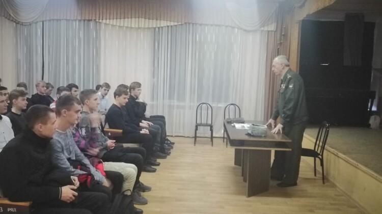 Член Совета Юрий Сердюк встретился со студенческой молодёжью