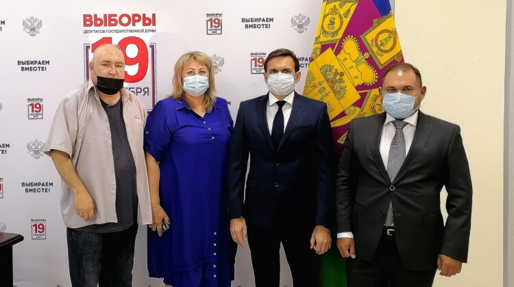 Павел Снаксарев: для голосования избирателей с инвалидностью созданы все условия