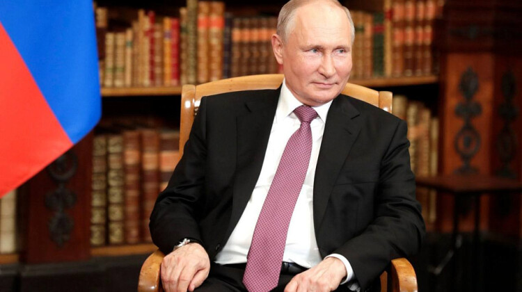 Вениамин Кондратьев поздравил Президента России с юбилеем