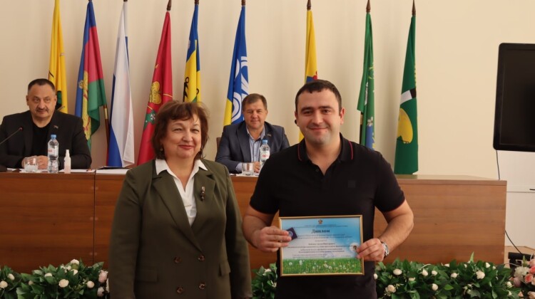 Общественную награду Совета вручили в Выселковском районе