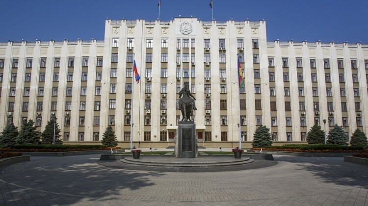 На «Прямую линию» губернатора Вениамина Кондратьева поступило более 3 тысяч обращений
