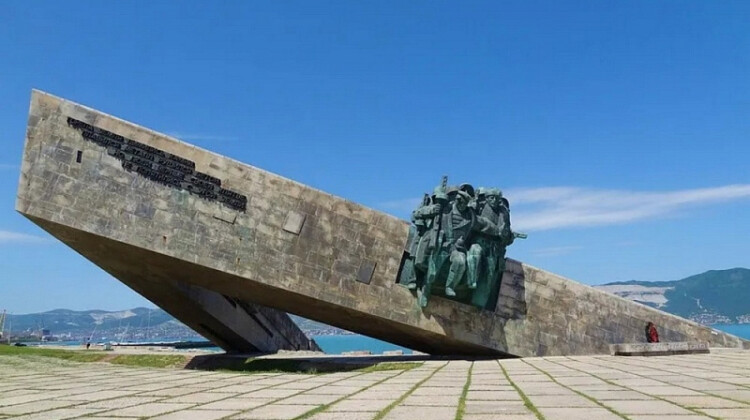 В Краснодарском крае создали 14 туристических маршрутов по местам воинской славы