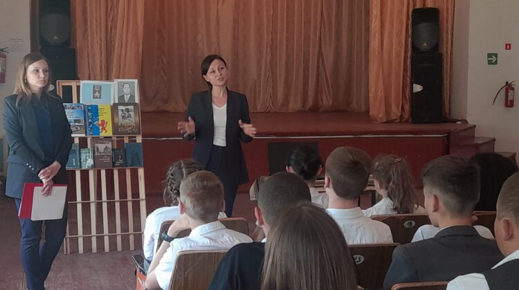 Альбина Мащенко на встрече со школьниками рассказала о деятельности Совета