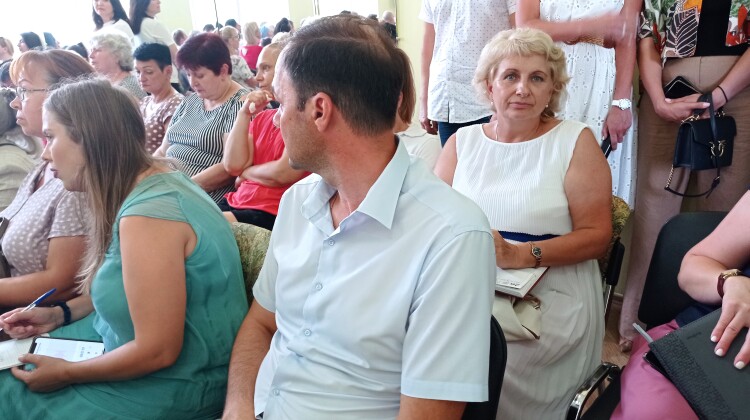 Ирина Левицкая сообщила о встрече жителей Хостинского района и администрации Сочи