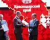 Вениамин Кондратьев поздравил представителей местного самоуправления с профессиональным праздником